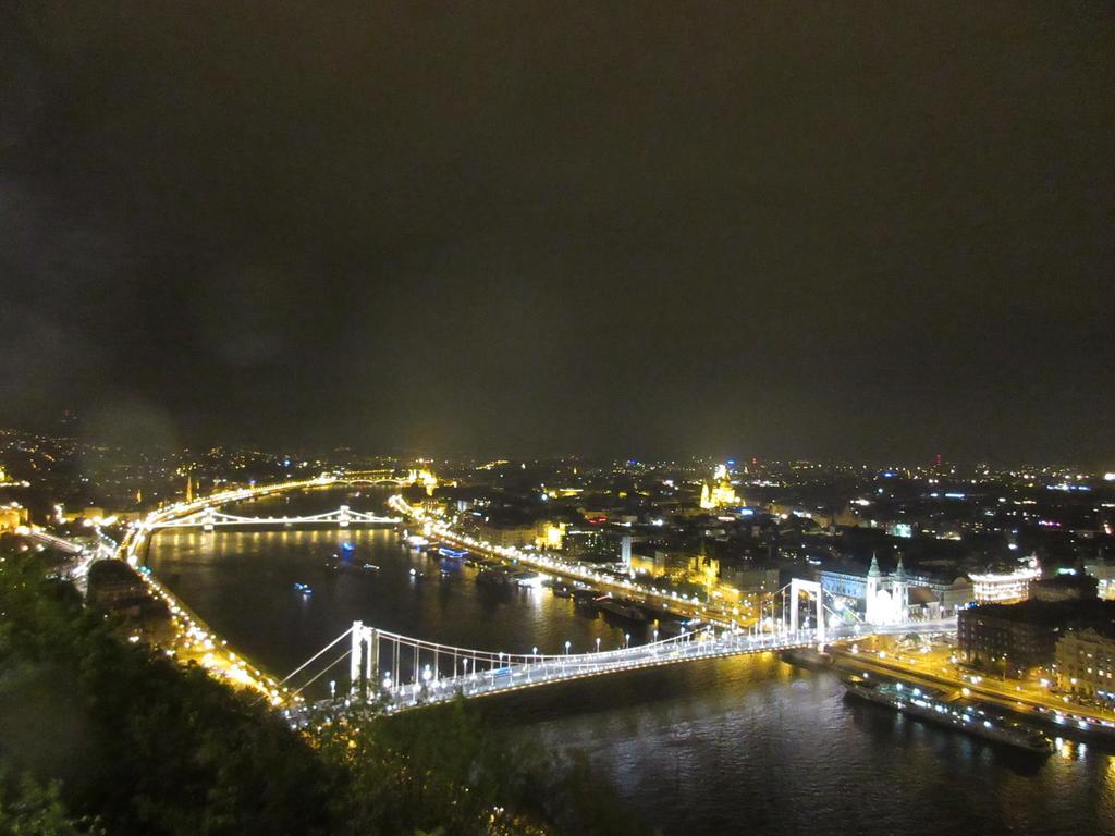 Sissi Residence With Free Parking Lot Budapest Luaran gambar
